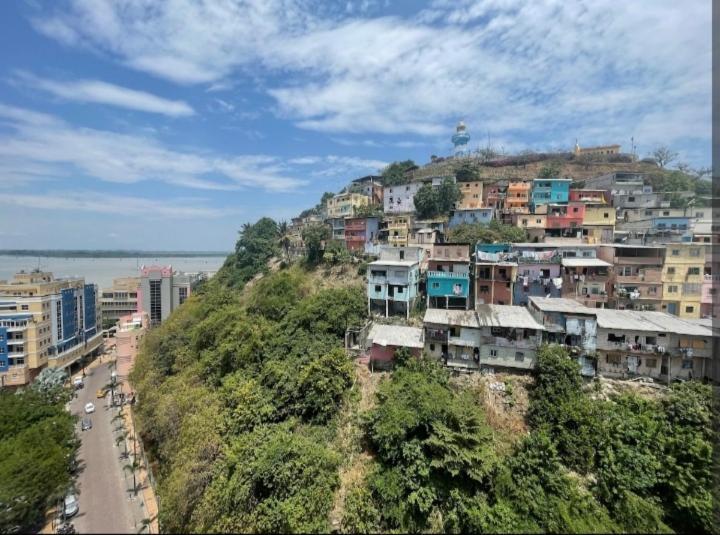 Departamento En Puerto Santana Guayaquil